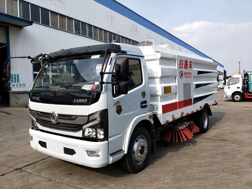 国六2.5方水 5方尘东风D7 扫路车